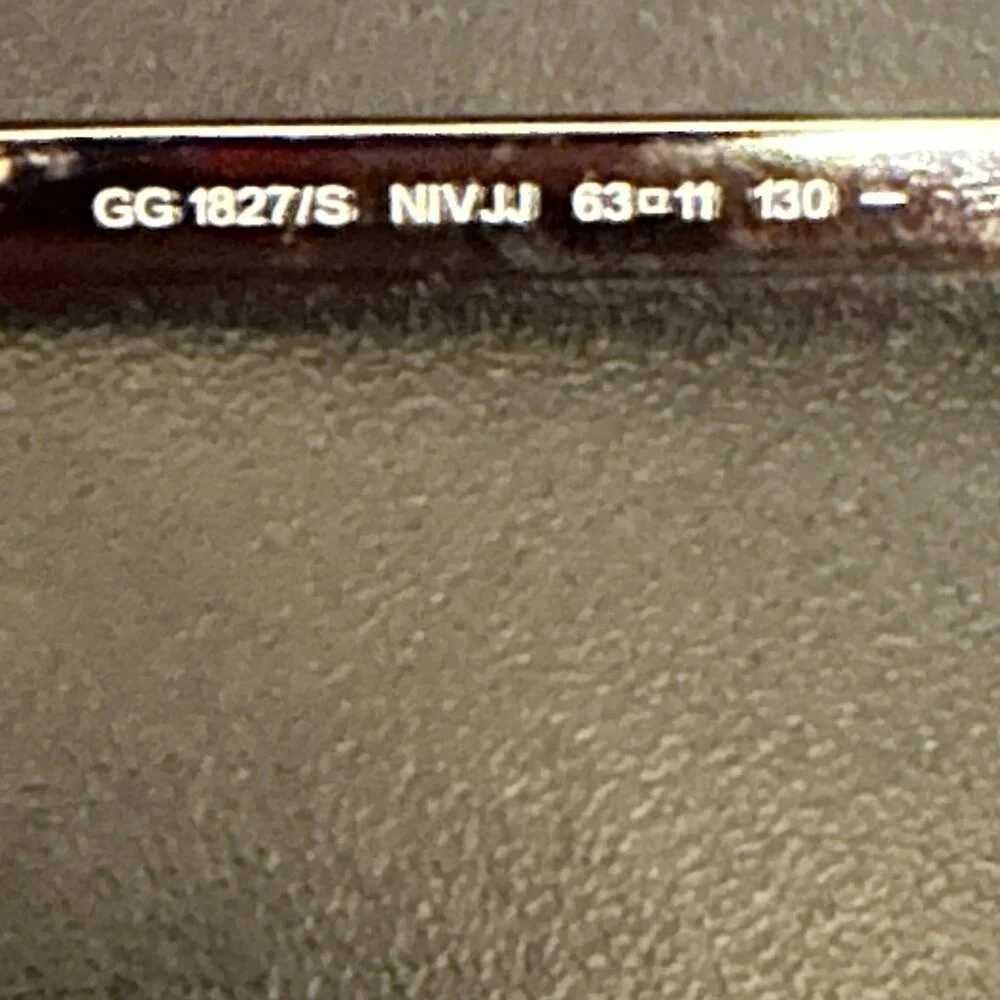 Gucci Aviator Sunglasses GG 1827/S - Timeless Elegance and Sophistication - Picture 10 of 16